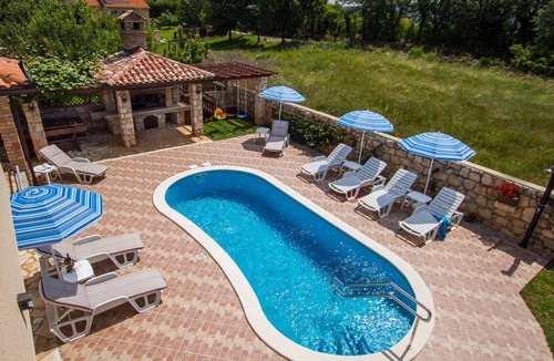 Nedescina House | Cozy home in Nedescina
