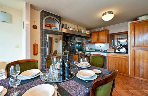 Velika Pisanica House | Cozy home in Ribnjacka with kitchen