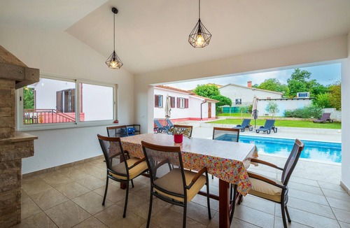 Becici House | Cozy home in Sveti Bartol