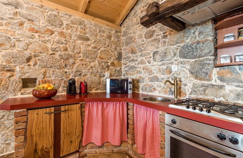 Veprinac House | Cozy home in Veprinac