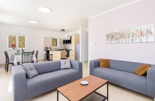 Veprinac House | Cozy home in Veprinac