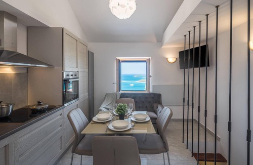 Vrsar House | Cozy home in Vrsar with kitchen