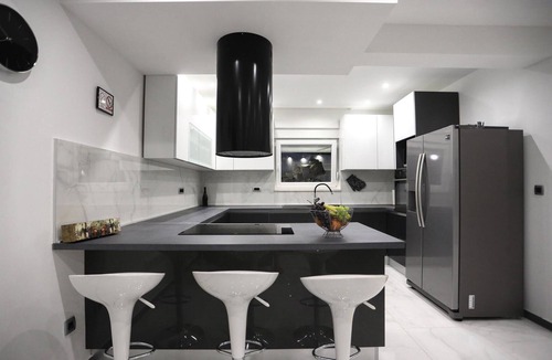Zrnovnica House | Cozy home in Zrnovnica