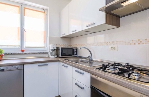 Martina Apartment | Cozy One Bedroom Apartment with Terrace