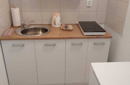 Molat Apartment | Cozy studio in peaceful Molat with WiFi, AC