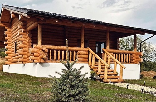 Vulcan Ski Chalet | Cozy Vega Chalet with two bedroom in Holbav,Brasov