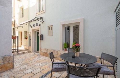 Split Apartment | d - beautiful studio in the heart of Split