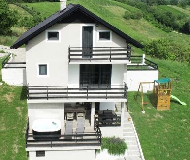 Jastrebarsko Villa | Deja View