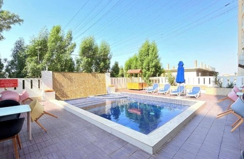 Ras Al Khaimah Apartment | Deluxe King Or Twin Room Near Gardenia Centre