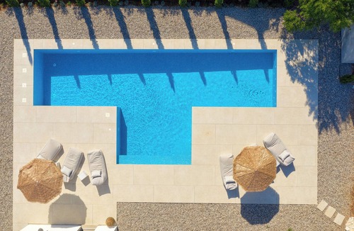 Stari Grad House | Designer House | Epic Pool | A+ Location Overlooking Stari Grad Old Town