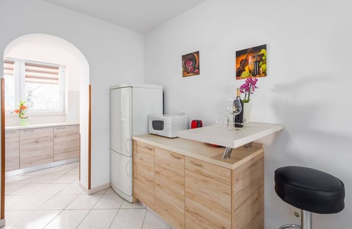 Brulo House | Dog-friendly holiday home just 700 metres from the beach with barbecue and washing machine
