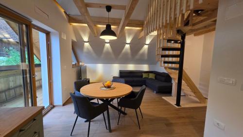 Bohinj Apartment | Domačija Loncnar