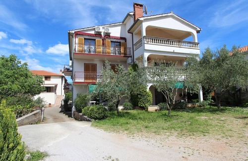 Malinska-Dubasnica Apartment | Double room Jelka 4 for short and long stay near the beach in Malinska