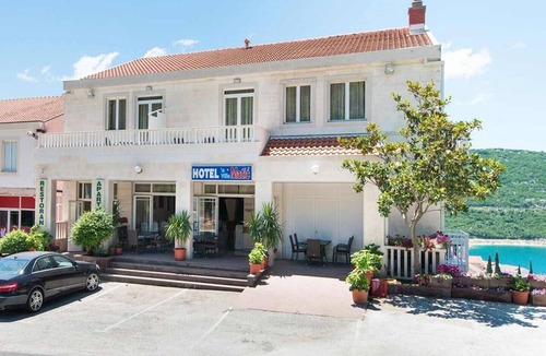 Neum Apartment | Double Room with balcony and breakfast
