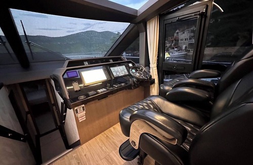 Dubrovnik Boat Rental | Dubrovnik Delight: A Sun-Kissed Sailing Experience