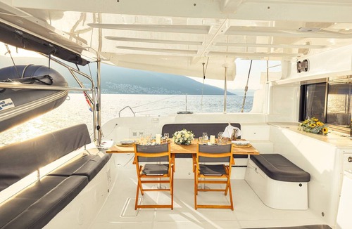 Slano Boat Rental | Dubrovnik Delight: A Luxurious Sun and Beach Sailing Experience