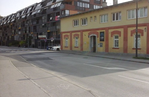 Ljubljana City Centre Apartment | E&E Apartments 4* Free Parking/City Center LJ
