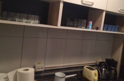 Bucharest Villa | ECONOMY DOUBLE ROOM WITH SHARED BATHROOM - ROOM NR 4