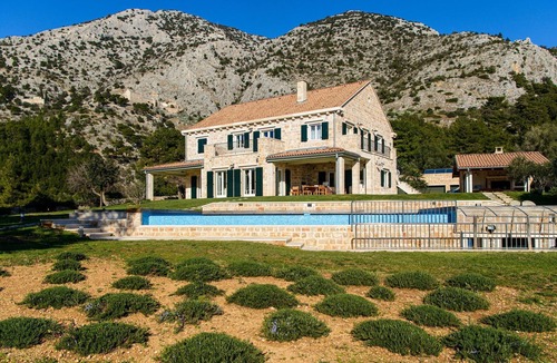 Murvica Villa | Elegant Brac Villa | 4 Bedrooms | Villa.