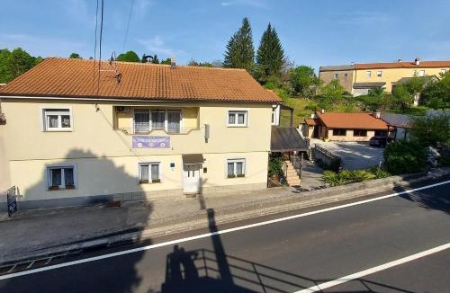 Pasjak House | Elena Rooms