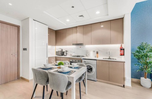Nad Al Sheba Apartment | Elite 1 Bedroom Getaway