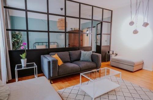 Donji Grad Apartment | Endless Chanson