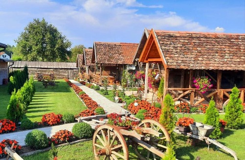 Zeravacki Potok Hotel | Etno selo EDEN