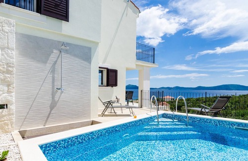 Podimoc Villa | Excellent Ston Villa | 3 Bedrooms | Villa Sofija | Private Pool | Stunning Sea Views