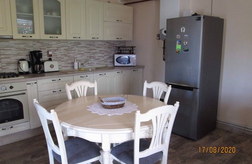Gornesti House | Family Friendly 2-Bed Cottage in Periș