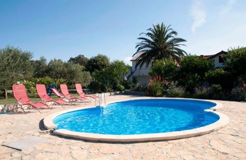 Mundanije Apartment | Family-friendly apartments with swimming pool Mundanije, Rab - 5076