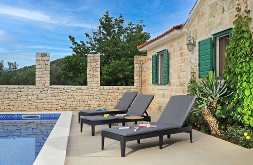 Dol House | Family friendly house with a swimming pool Postira, Brač (K-19563)