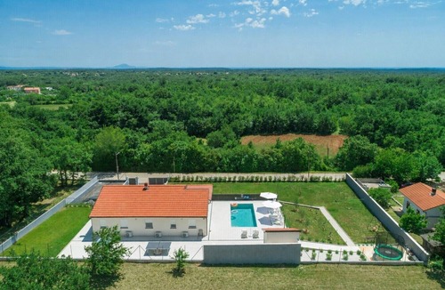 Divsici House | Family house with pool