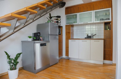 Ljubljana Old Town Apartment | Family suite in old city with free parking, BRIDGE APARTMENTS
