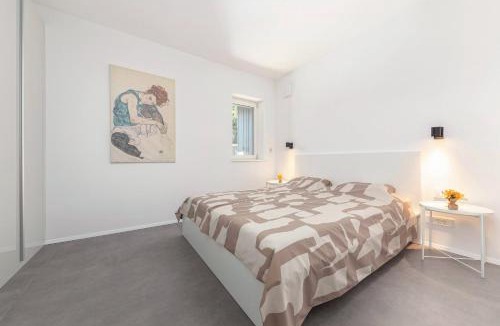 Ljubljana Apartment | Family Villa next to Tivoli Park