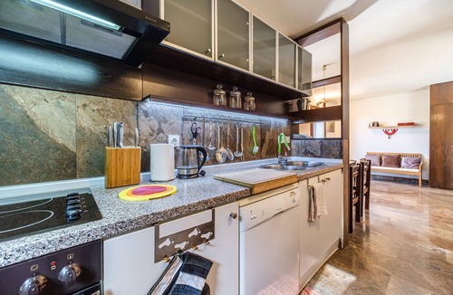 Cove Makarac (Milna) House | Family villa with spacious yard, Mediterranean garden and pool