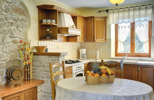 Rakalj Apartment | Flat in Rakalj with large garden and panoramic views
