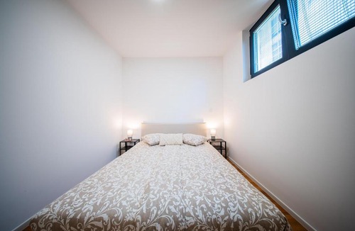Zagreb Apartment | Flexible SelfCheckIns Zagreb 288 - 1 Bedroom Apartment - Loggia - Parking