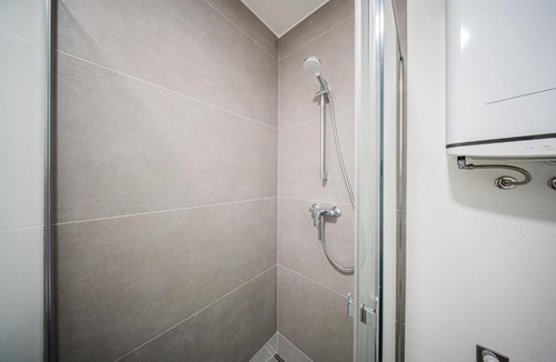 Zagreb Apartment | Flexible SelfCheckIns Zagreb 288 - 1 Bedroom Apartment - Loggia - Parking