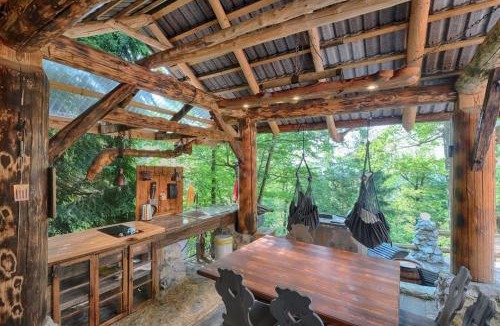 Gorenja vas-Poljane Villa | Forest eco-house & spa