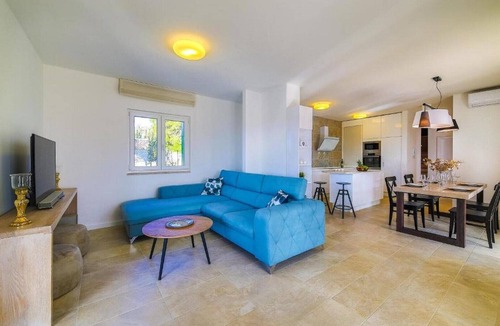 Primosten Villa | Four Bedroom Luxury Villa