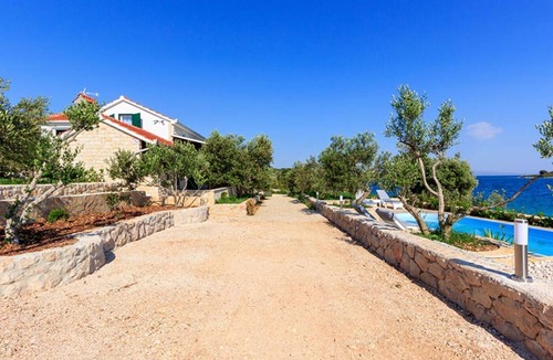 Okrug Villa | FourBedroom Beachfront Villa with Pool