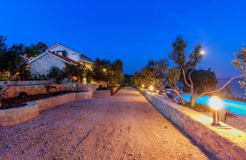 Okrug Villa | FourBedroom Beachfront Villa with Pool