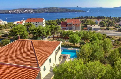 Seget Vranjica Resort | Frasena 300.1