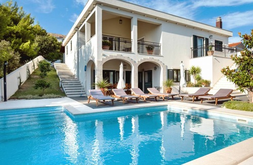 Seget Vranjica Resort | Frasena 300.1