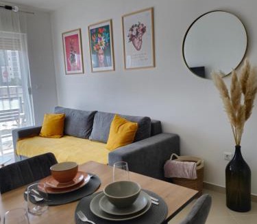 Mejasi Apartment | Frida- free private parking