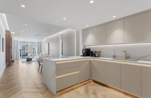 Jumeirah Lake Towers Apartment | Fully upgraded 1 Bedroom in JLT