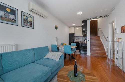 Zagreb Apartment | Gallery Oasis Apartment