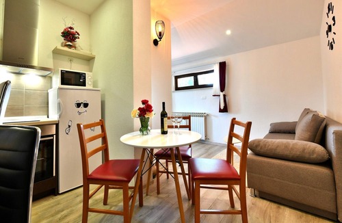Seliste Dreznicko Apartment | Garden apartment near near Plitvička Lake