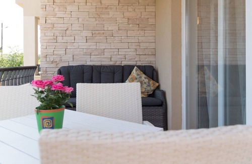 Dobropoljana Apartment | Gemütliche Ferienwohnung Prizemlje by Interhome