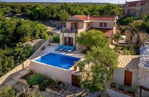 Milna (Brac) Villa | Glorious Villa With Beautiful Views And Pool